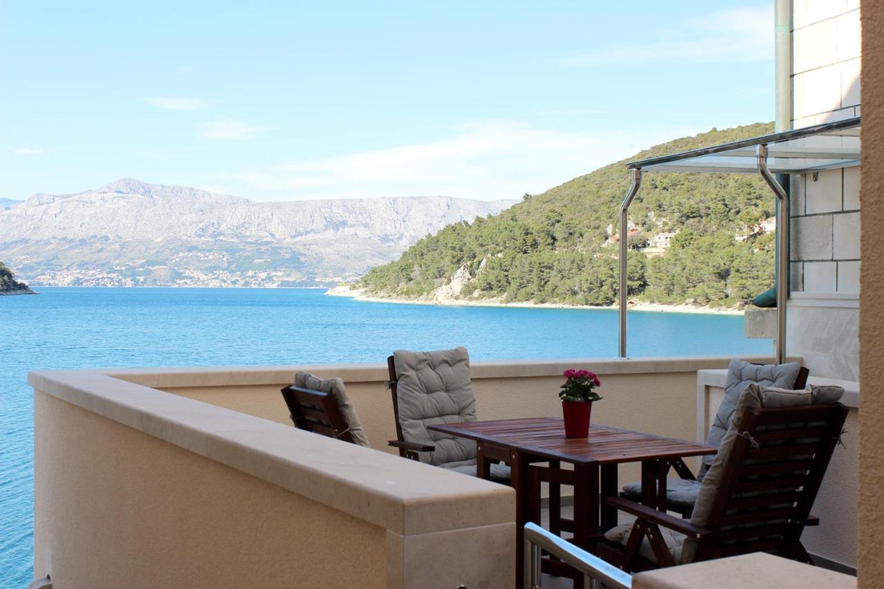 The View Apartment Pucisca Exterior foto