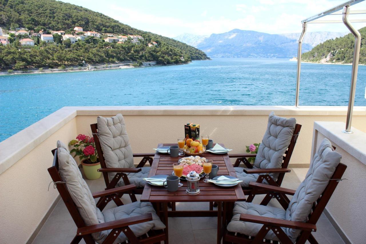 The View Apartment Pucisca Exterior foto
