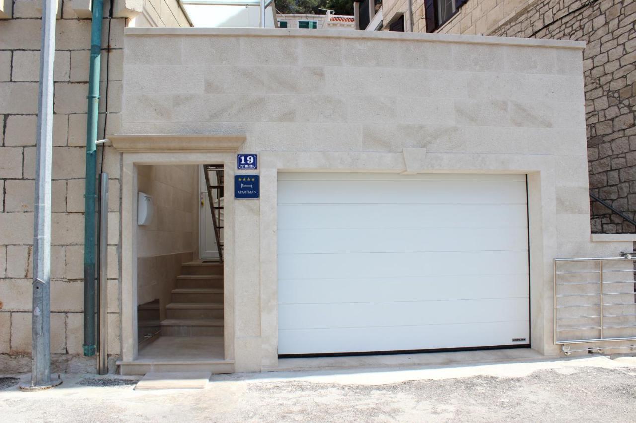 The View Apartment Pucisca Exterior foto